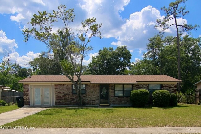 property at 137 Hercules Dr E