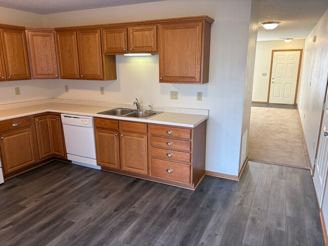 property at 806 Waldo St