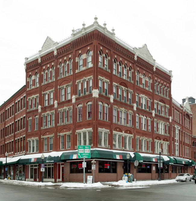 2 Essex St in Haverhill, MA - Building Photo - Building Photo