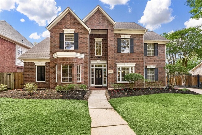 property at 11818 Orchard Mountain Dr