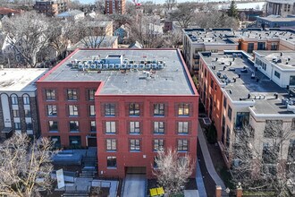 Vanilla 301 SPE LLC in Madison, WI - Building Photo - Building Photo