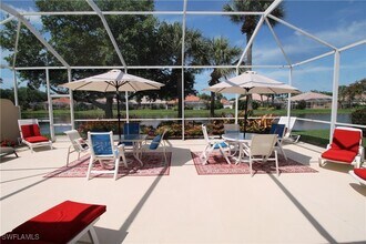 3019 Ellice Way in Naples, FL - Foto de edificio - Building Photo