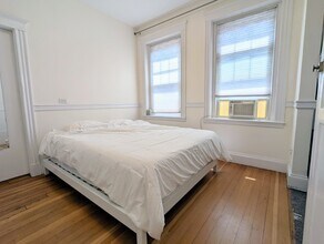 268 Windsor St, Unit 6 in Cambridge, MA - Foto de edificio - Building Photo