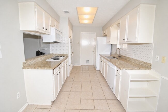 property at 13511 Brook Hollow Dr