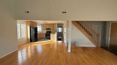 114 Burkhall St in Weymouth, MA - Building Photo - Building Photo
