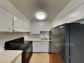 1860 Ethan Way in Sacramento, CA - Building Photo - Building Photo