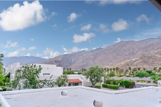 616 Violeta Dr in Palm Springs, CA - Building Photo - Building Photo