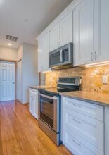 5135 Holly Ln N, Unit 2203 in Plymouth, MN - Building Photo - Building Photo