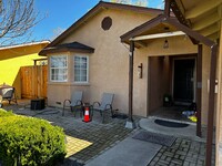 1623 Sherman St in Woodland, CA - Building Photo - Building Photo