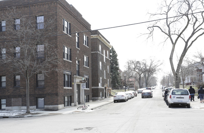 1905 Stevens Ave in Minneapolis, MN - Building Photo - Building Photo