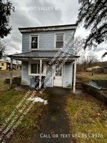 158 Pleasant Valley Rd in Pine Grove, PA - Building Photo