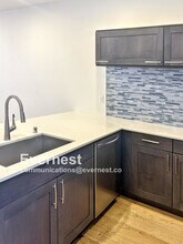 8529 Interlake Ave N in Seattle, WA - Building Photo - Building Photo