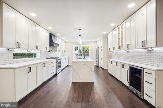 2613 Mountain Laurel Pl in Reston, VA - Building Photo - Building Photo