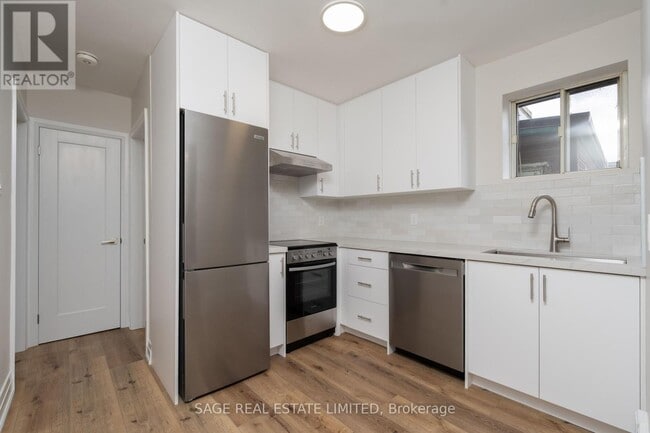 property at 366-366 Royal York Rd