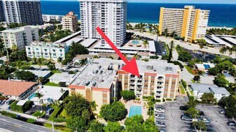 400 N Riverside Dr in Pompano Beach, FL - Building Photo