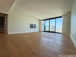 1108 Auahi St in Honolulu, HI - Building Photo - Building Photo