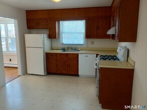 18 Alyssa Ln in Fairfield, CT - Building Photo - Building Photo