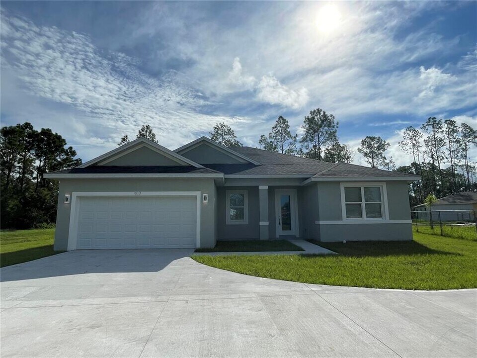 917 Gateshead Ct in Poinciana, FL - Building Photo