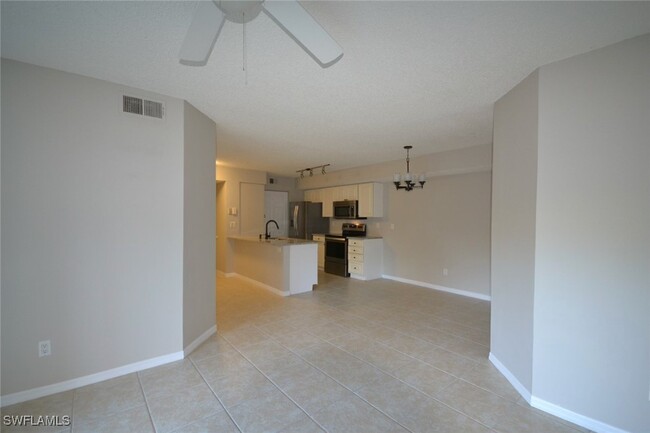 2178 Arbour Walk Cir in Naples, FL - Building Photo - Building Photo