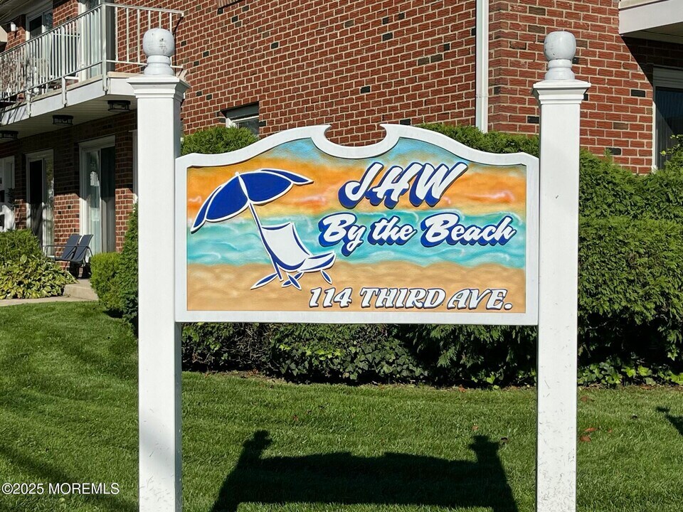 114 3rd Ave in Belmar, NJ - Building Photo