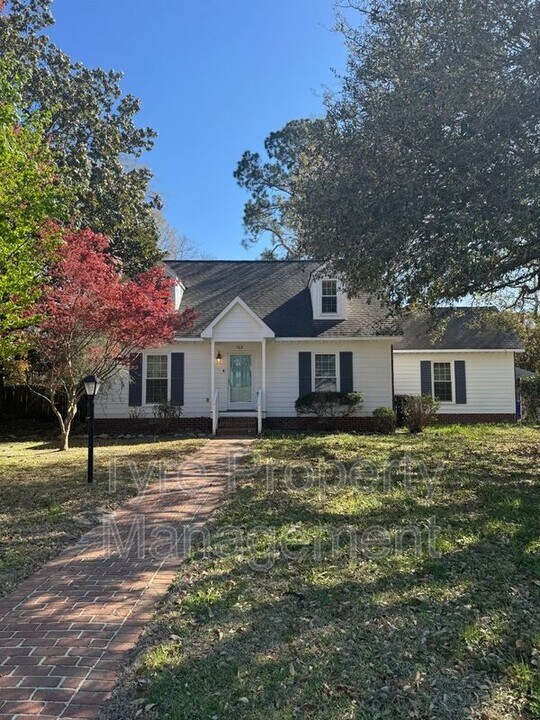103 Tyler Ln in Greenville, NC - Building Photo