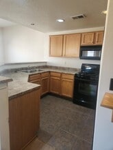 6800 Vista Del Norte Dr NE in Albuquerque, NM - Building Photo - Building Photo