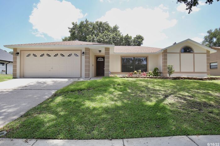 2538 Lake Jackson Cir in Apopka, FL - Building Photo