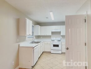 1219 Catalina Pkwy in Mcdonough, GA - Building Photo - Building Photo