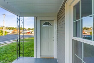 195 Versailles Rd in Frankfort, KY - Building Photo - Building Photo