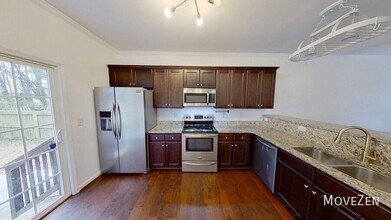 1721 E Lenoir St in Raleigh, NC - Building Photo - Building Photo