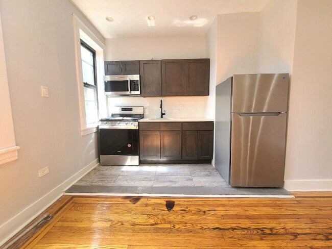 600 Salem Ave in Elizabeth, NJ - Building Photo - Building Photo