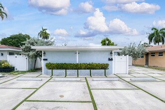 1041 NE 9th Ave, Unit B in Fort Lauderdale, FL - Building Photo - Building Photo