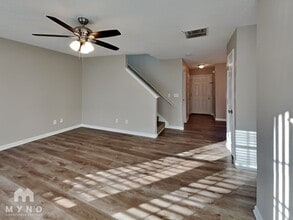 1666 Hallmark Hills Dr in Griffin, GA - Building Photo - Building Photo