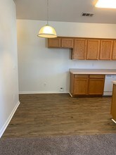 2911 S Sallee Ct in Visalia, CA - Building Photo - Building Photo