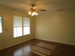 1025 Jessamine Trail in Sumter, SC - Building Photo - Building Photo