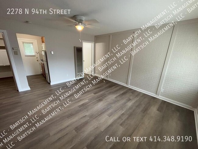 2278 N 94th St in Wauwatosa, WI - Building Photo - Building Photo