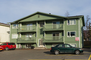 Heritage Court Six-Plex Apartments