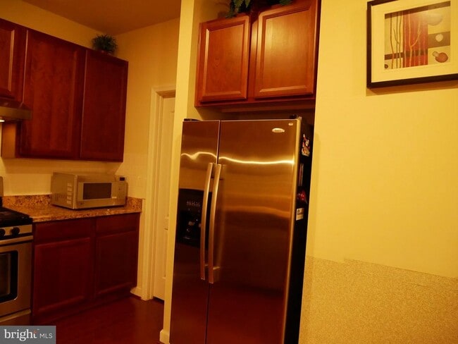 2202 Leesborough Dr in Silver Spring, MD - Building Photo - Building Photo