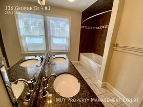 136 George St in St Catharines, ON - Building Photo - Building Photo