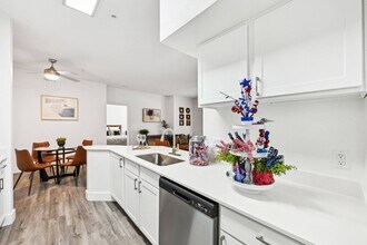 Stone Cliff Apartments in Aurora, CO - Foto de edificio - Building Photo