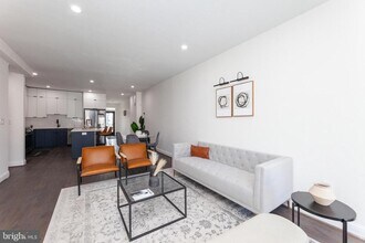 734 Kenyon St NW in Washington, DC - Building Photo - Building Photo