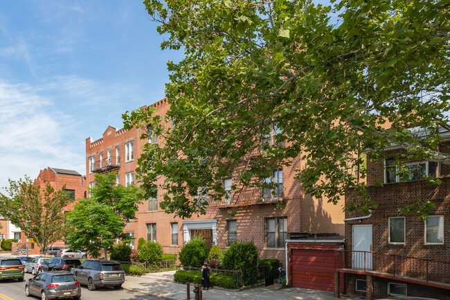 805 Avenue O in Brooklyn, NY - Building Photo - Building Photo