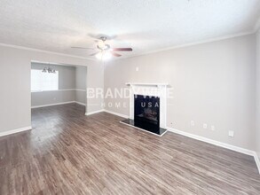 2259 Hampton Dr in Decatur, GA - Foto de edificio - Building Photo