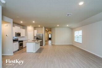 14010 Feed Park in San Antonio, TX - Building Photo - Building Photo