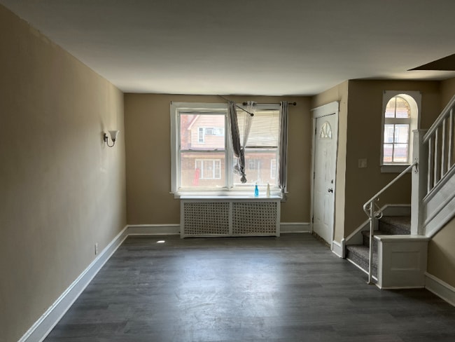 1467 Lardner St in Philadelphia, PA - Foto de edificio - Building Photo