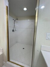 10710 NW 66th St, Unit 103 in Doral, FL - Building Photo - Building Photo