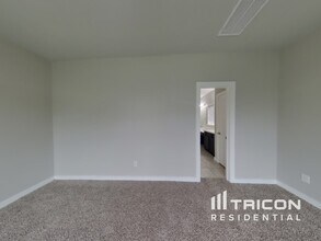 1620 Village Creek Dr in Forney, TX - Foto de edificio - Building Photo