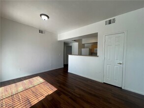 8000 W Badura Ave, Unit 1157 in Las Vegas, NV - Building Photo - Building Photo