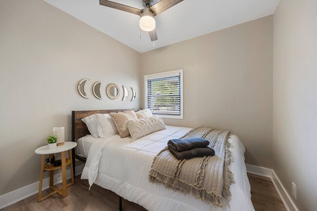 1009 Front St in Lisle, IL - Building Photo - Building Photo