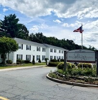 5 Bradford Dr, Unit 5BradfordDriveaptD in Greenfield, MA - Building Photo